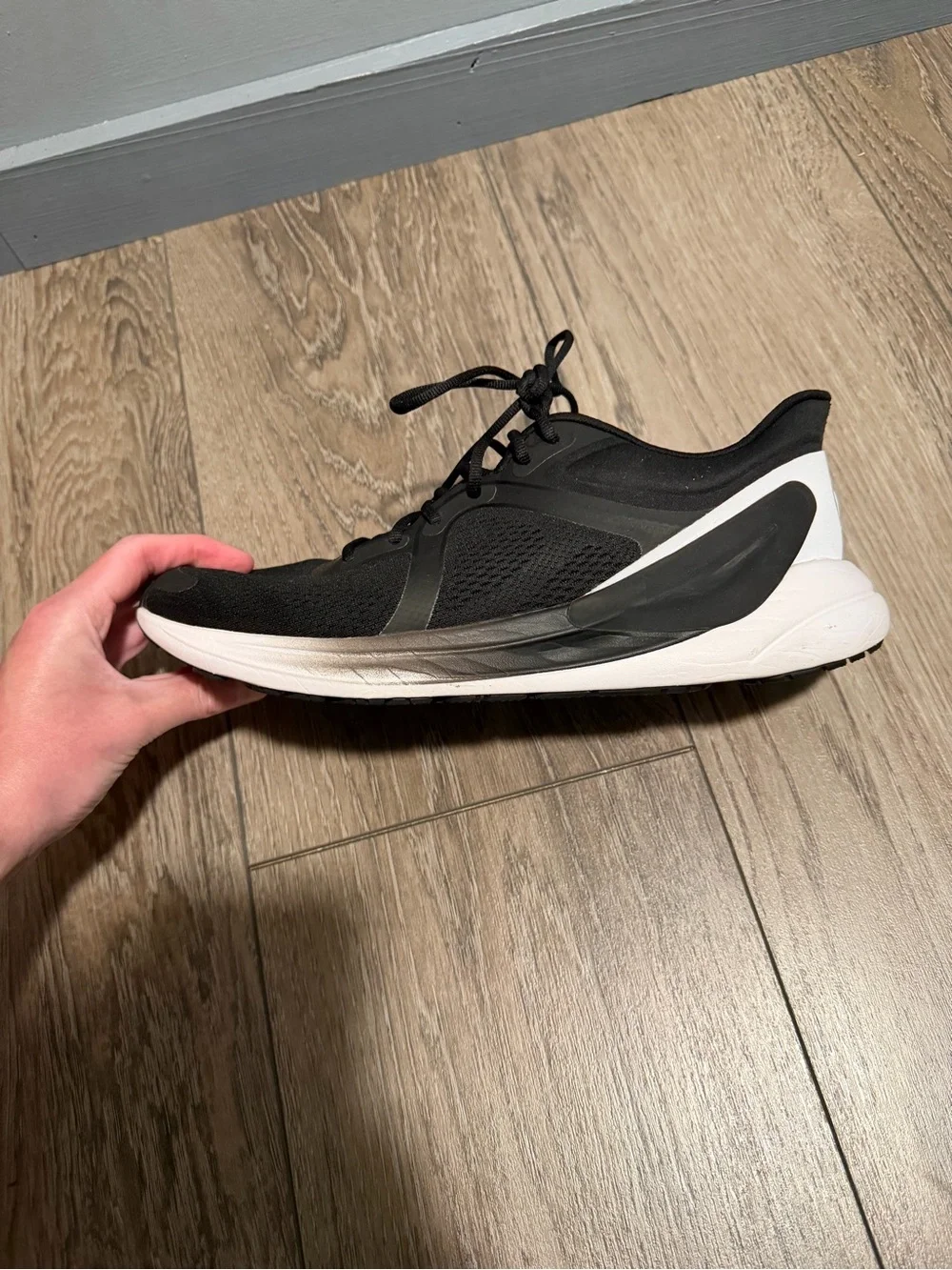Lululemon Blissful Running Shoe size 11